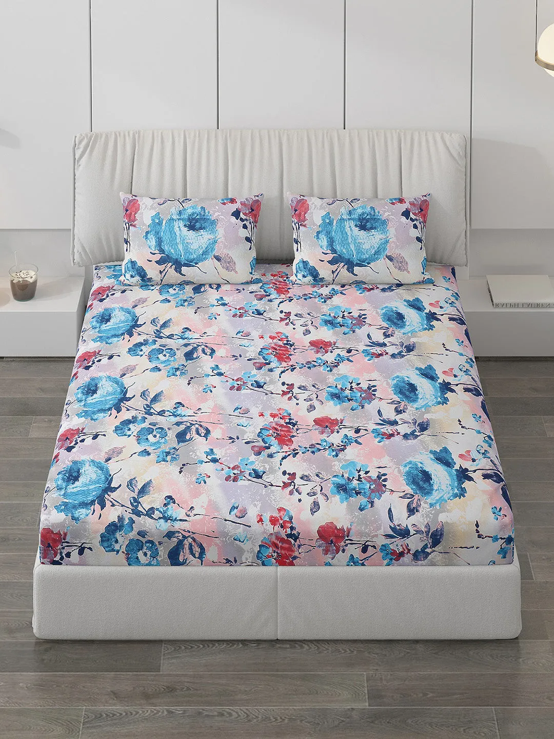 120 GSM  Polyester Double Bed Bedsheet with 2 Pillow Covers