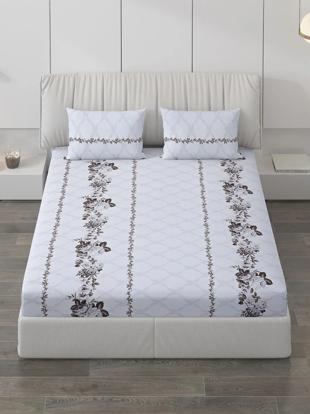 130 GSM Polyester Double Bed Bedsheet with 2 Pillow Covers