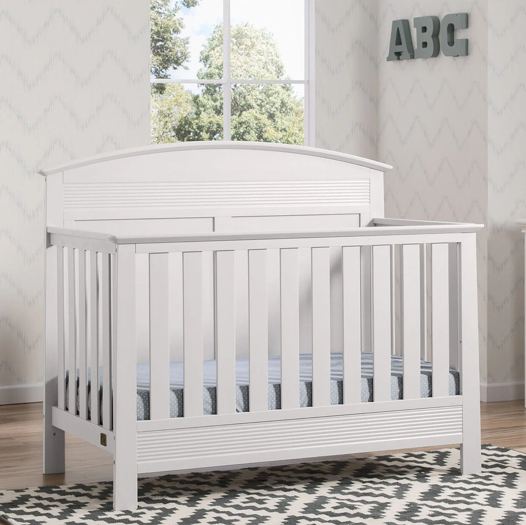 Ashland 4-in-1 Convertible Crib