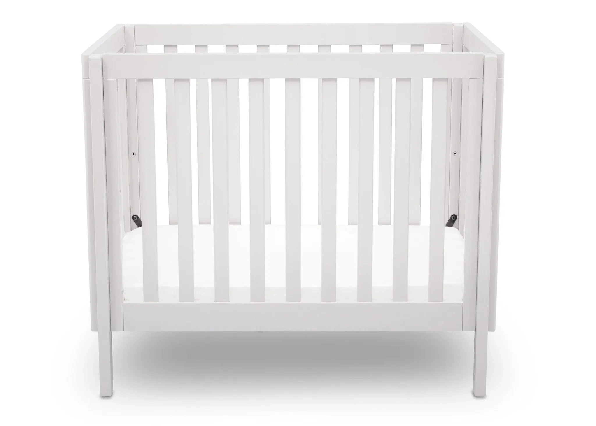 Bennington Elite Mini Crib with Mattress