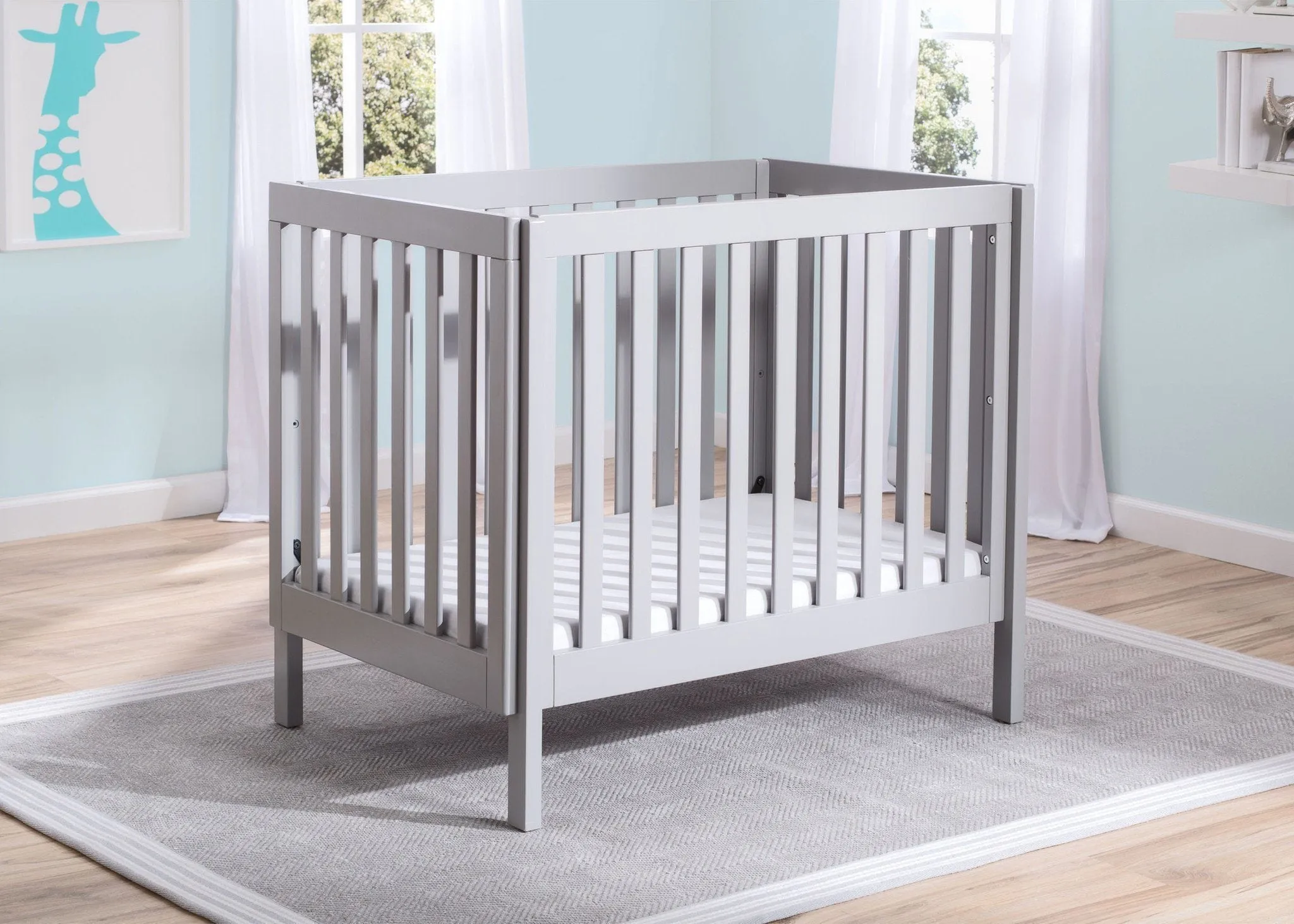 Bennington Elite Mini Crib with Mattress