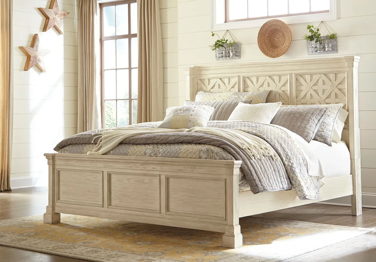 Bolanburg King Panel Bed