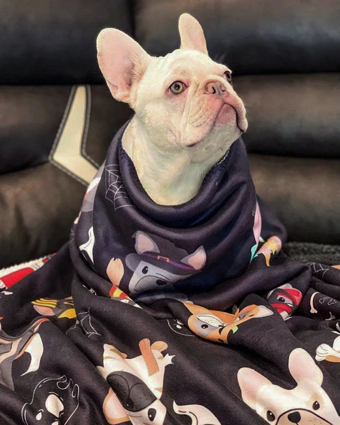 Frenchie Halloween Blanket | French Bulldogs in costumes