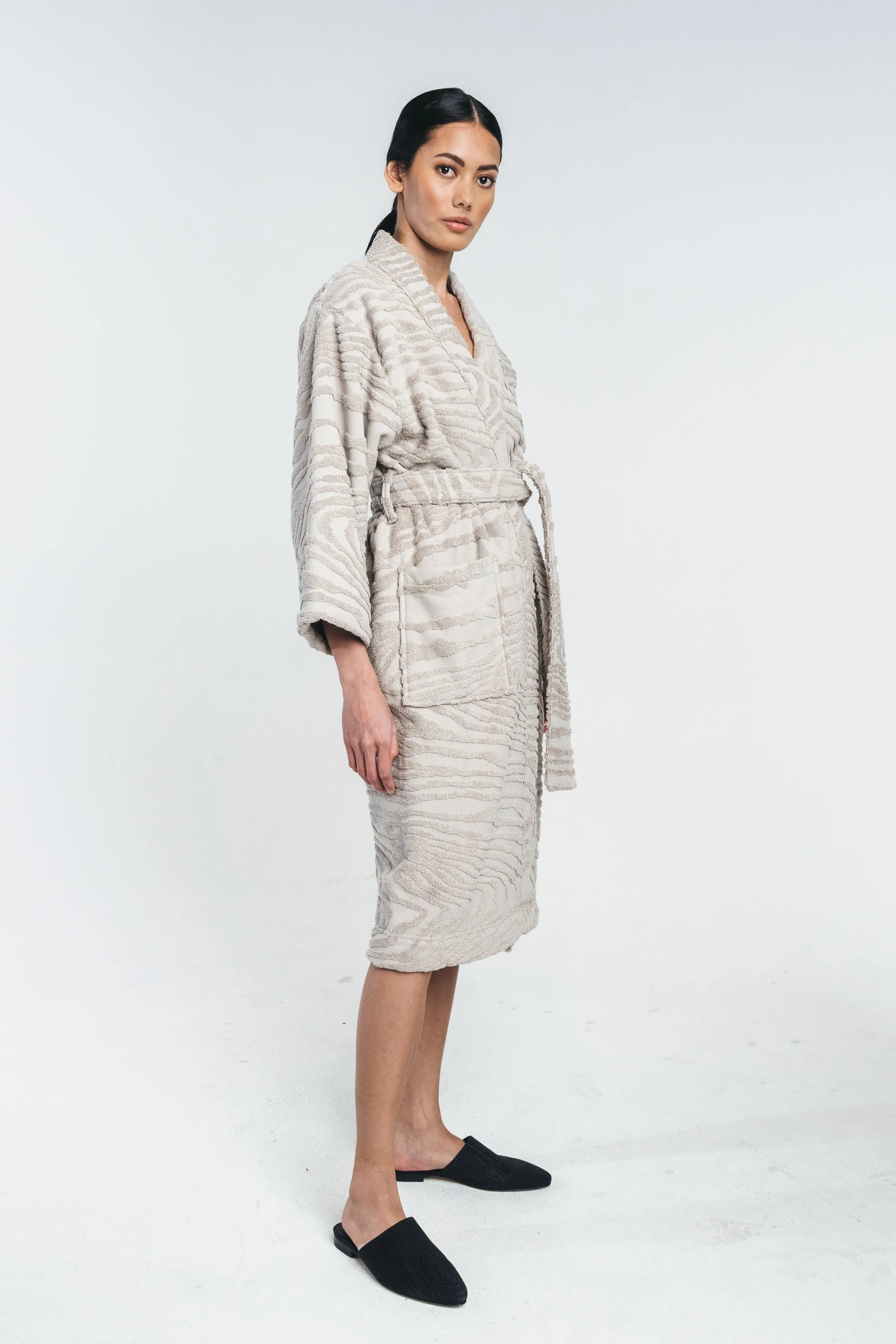 KAARNA bathrobe in sand