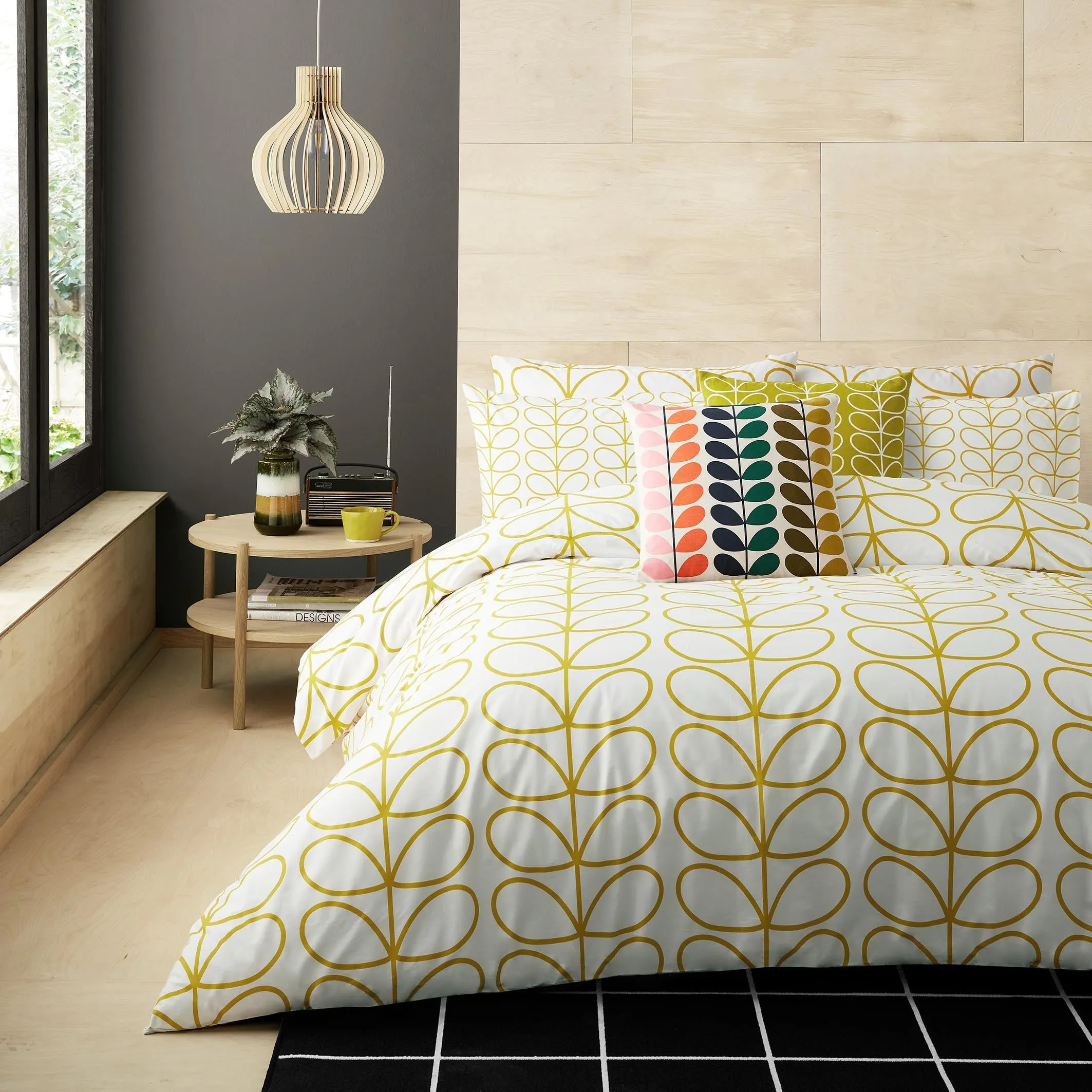 Linear Stem Bed Linen Dandelion