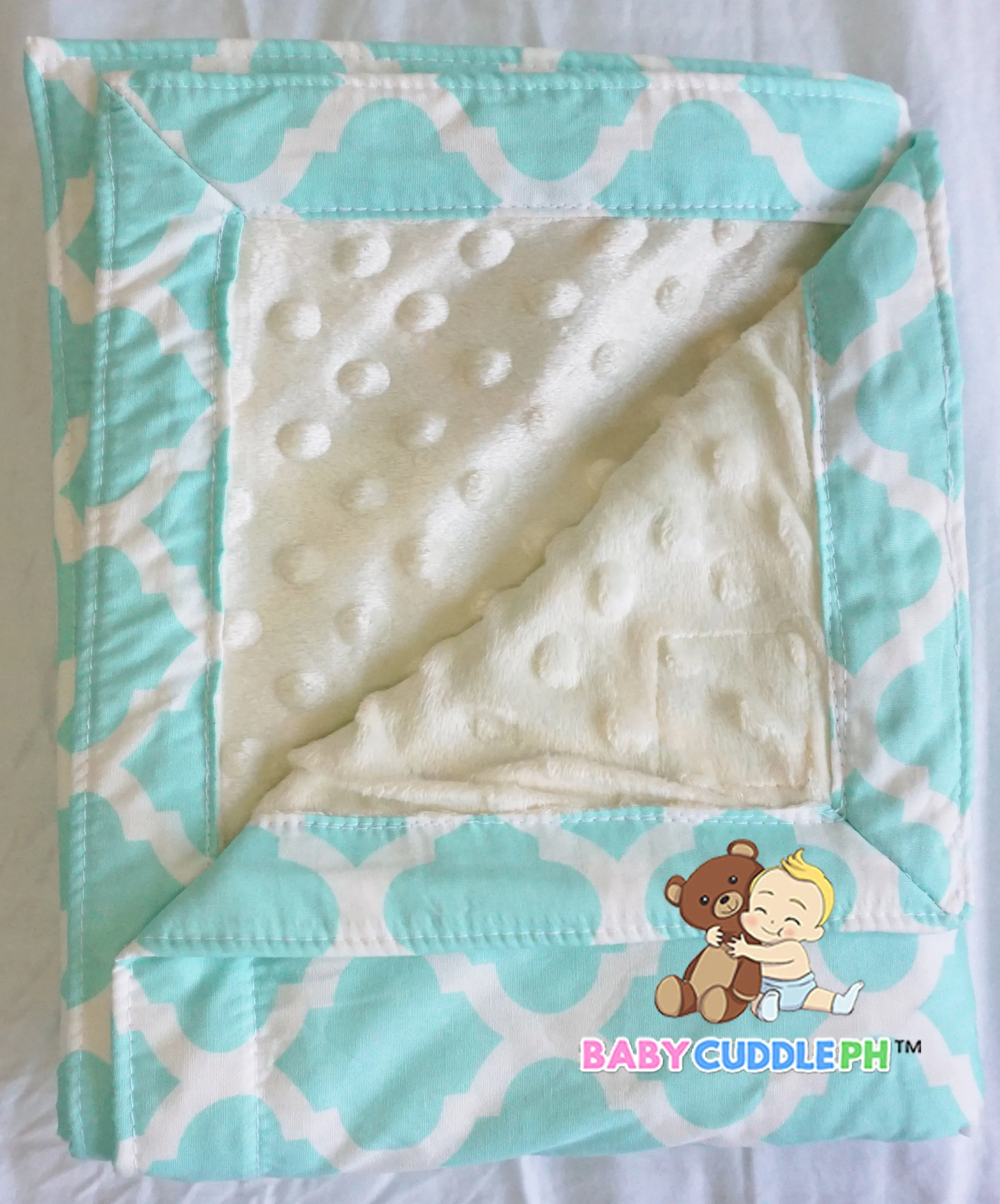 Quarterfoil in Green - Babycuddle Minky Blanket