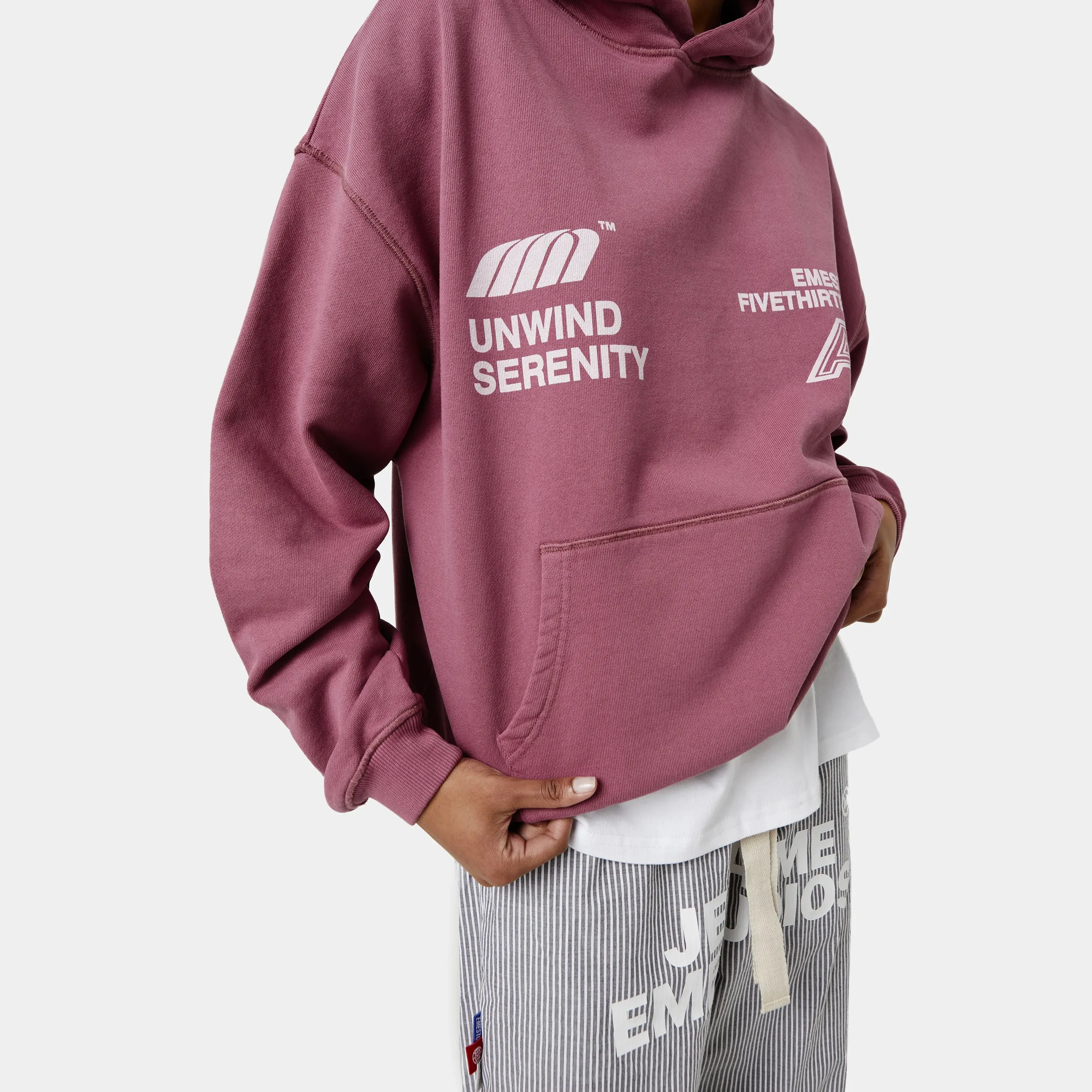 Oversized Serenity Burgundy Hoodie for Unisex Comfort Wear