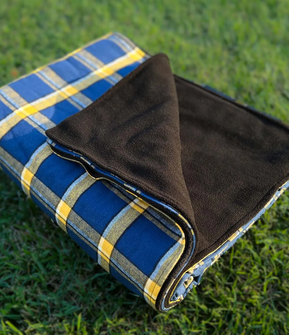 Warrior Blue Stadium Blanket - Cozy, Durable Outdoor Seating Cover