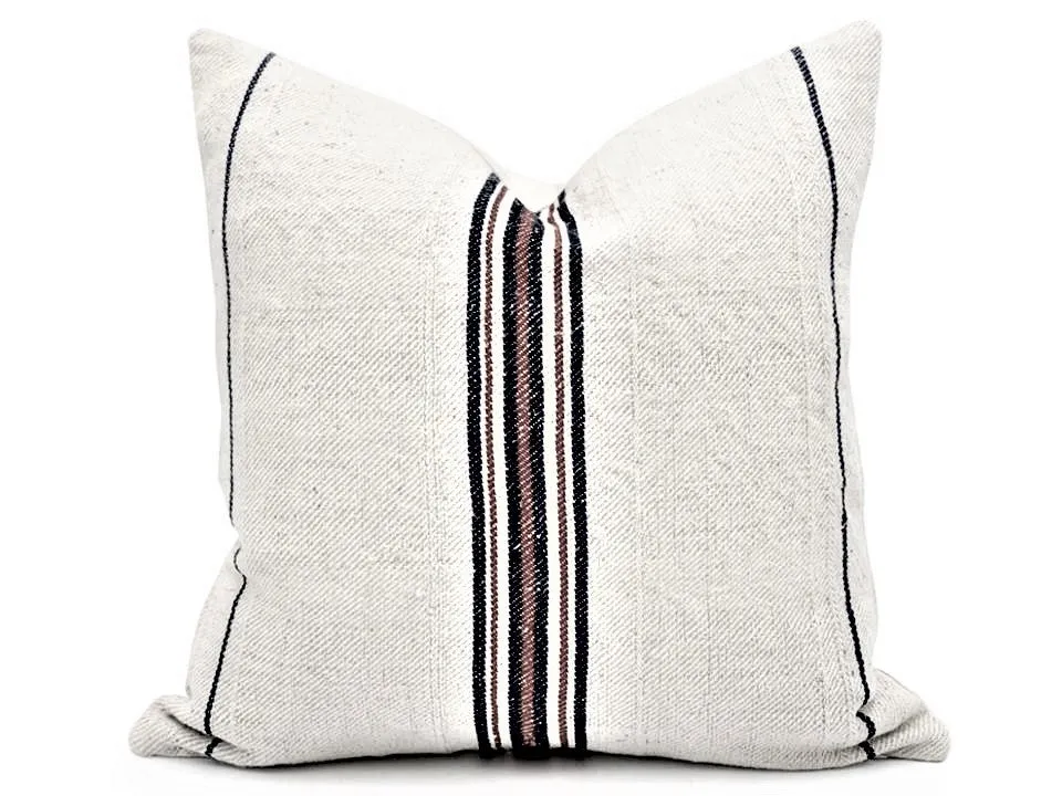 Textured Pillow Cover - Chourouk